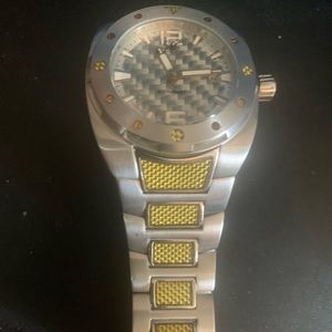 Magico Silver Carbon Fiber Tonneau Silver/Yellow Auto 21J Mens Watch